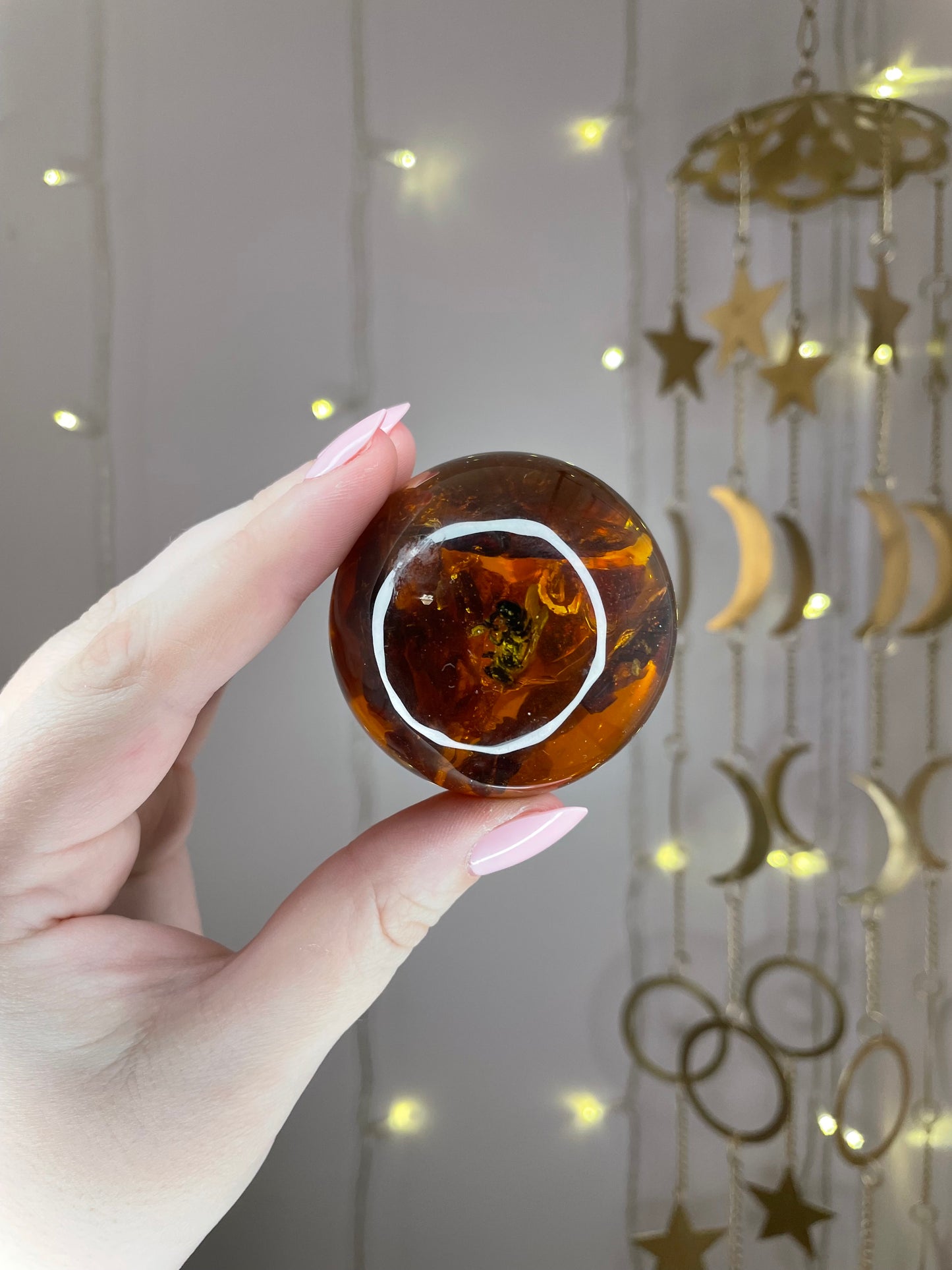 Genuine Baltic Amber Sphere x Bee (Medium)