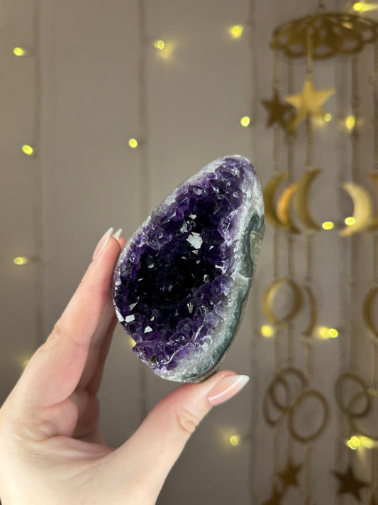 Amethyst Cutbase B