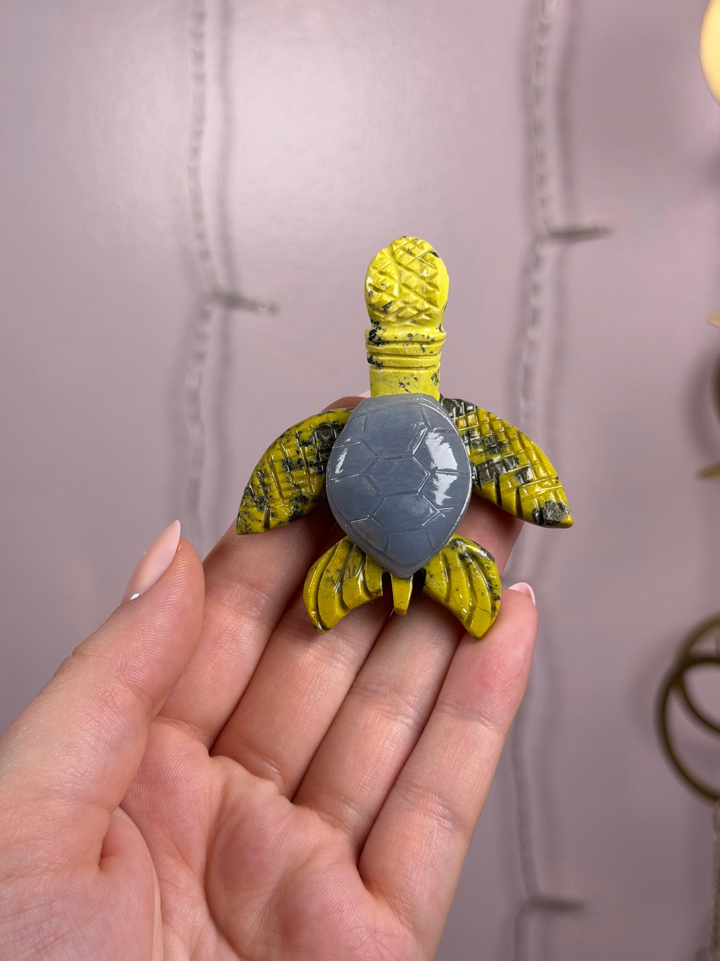 Mystery Serpentine x Angeline Sea Turtle Carving