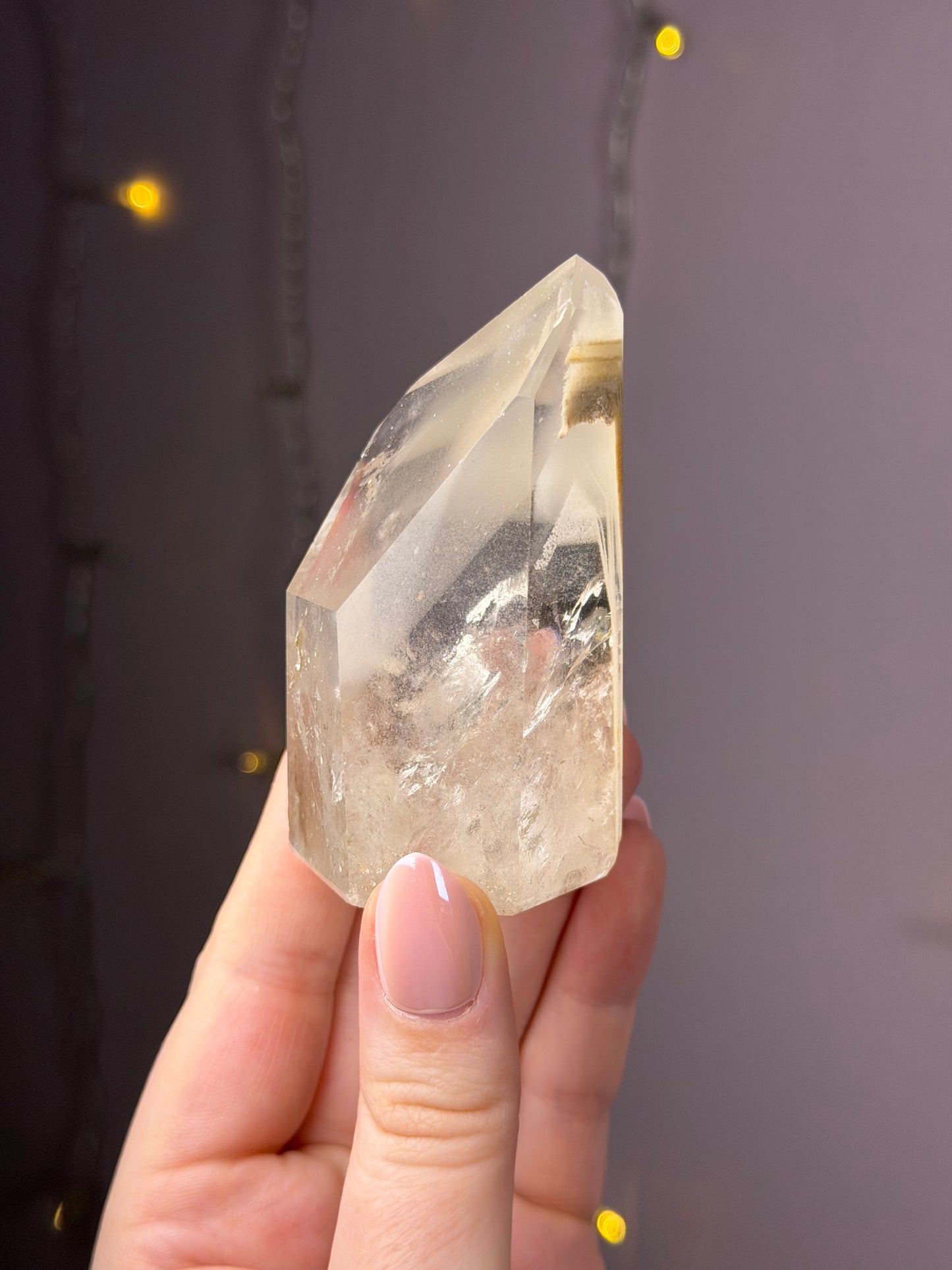 White Phantom Garden Quartz Tower