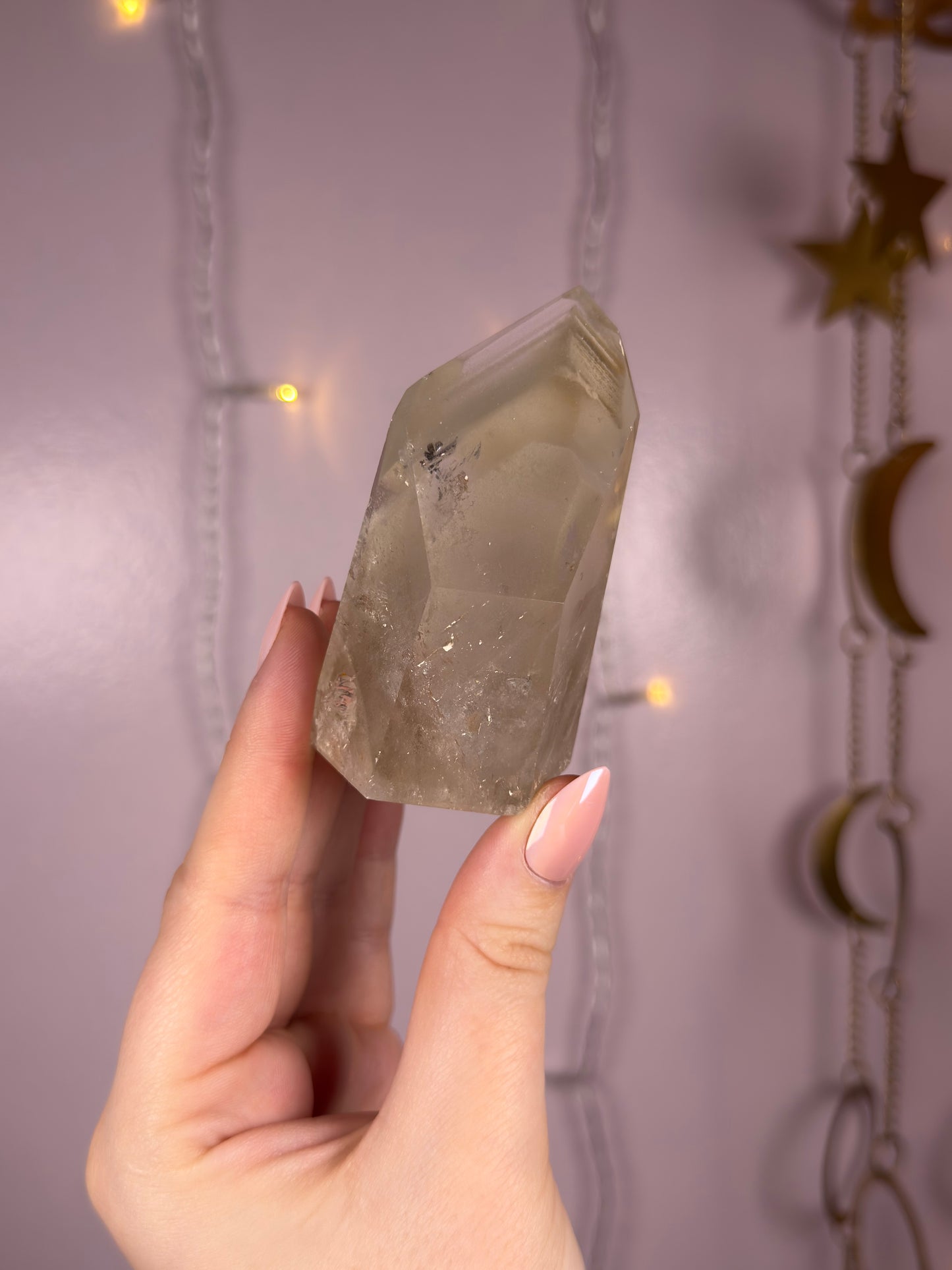 White Phantom Garden Quartz Tower