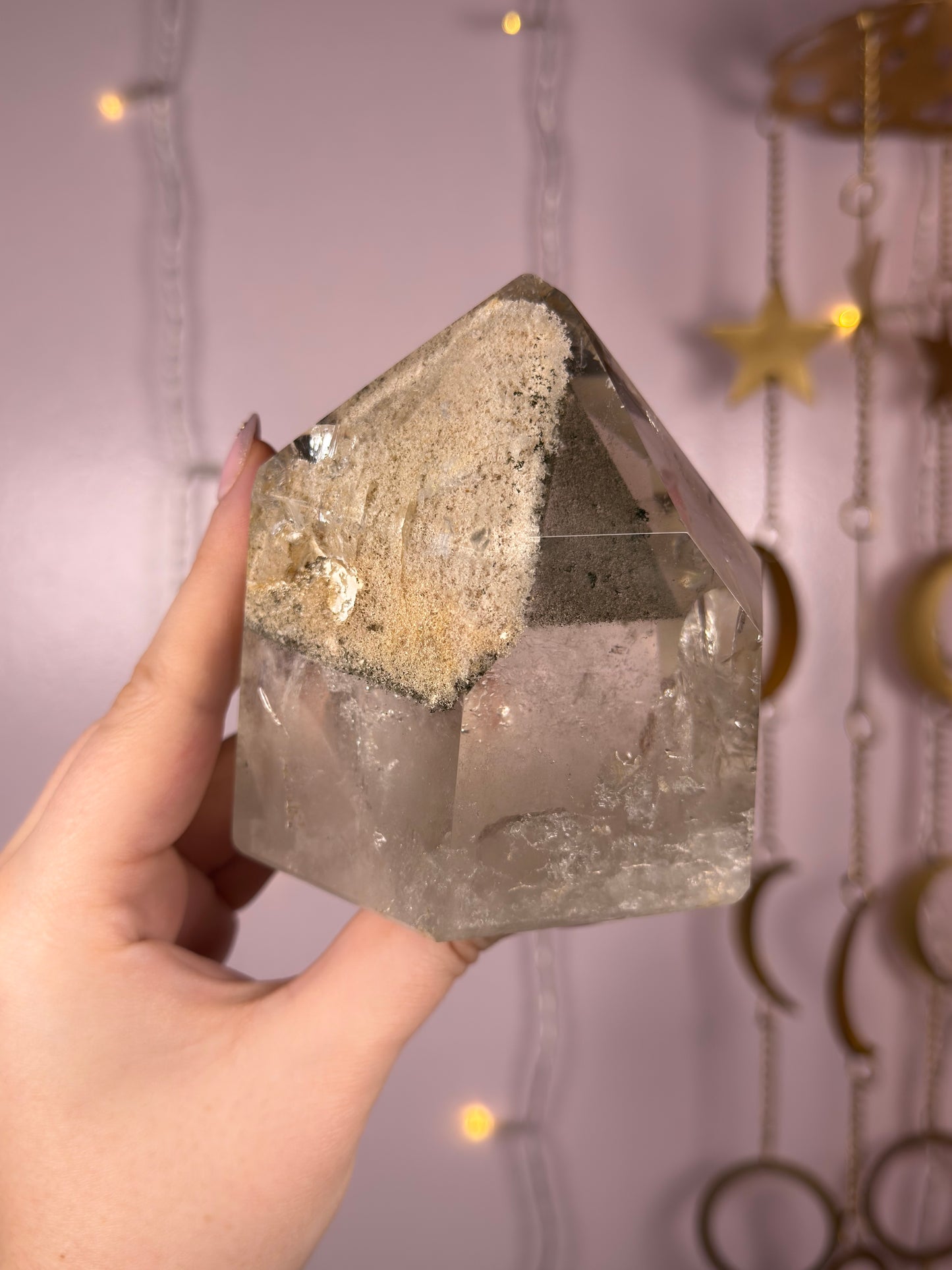 Statement Garden Quartz Tower