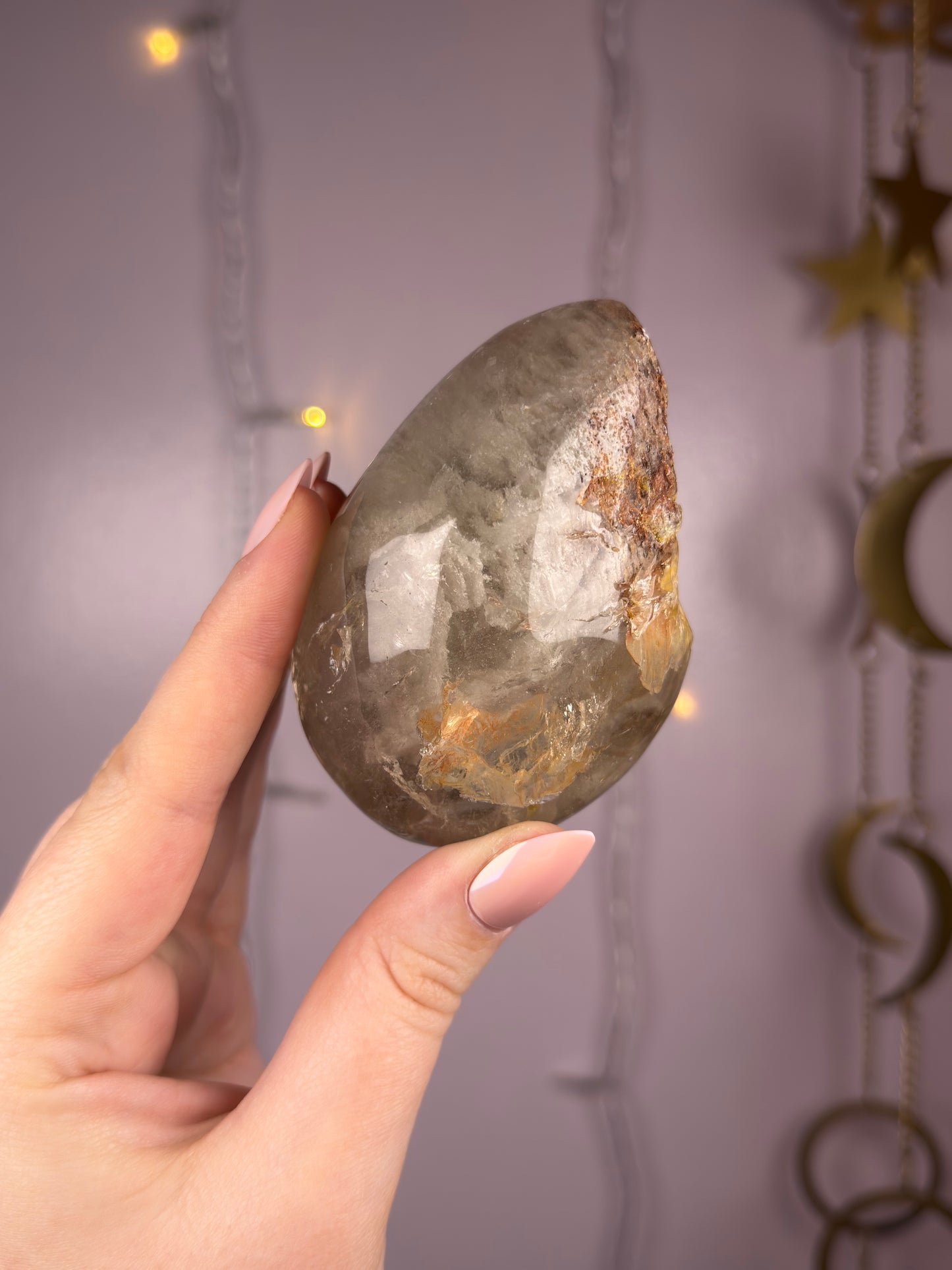 Grey Layered Garden Quartz Lens w/ Thin Silver Rutile