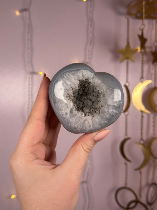 “Salt & Pepper” Druzy Agate Heart Carving