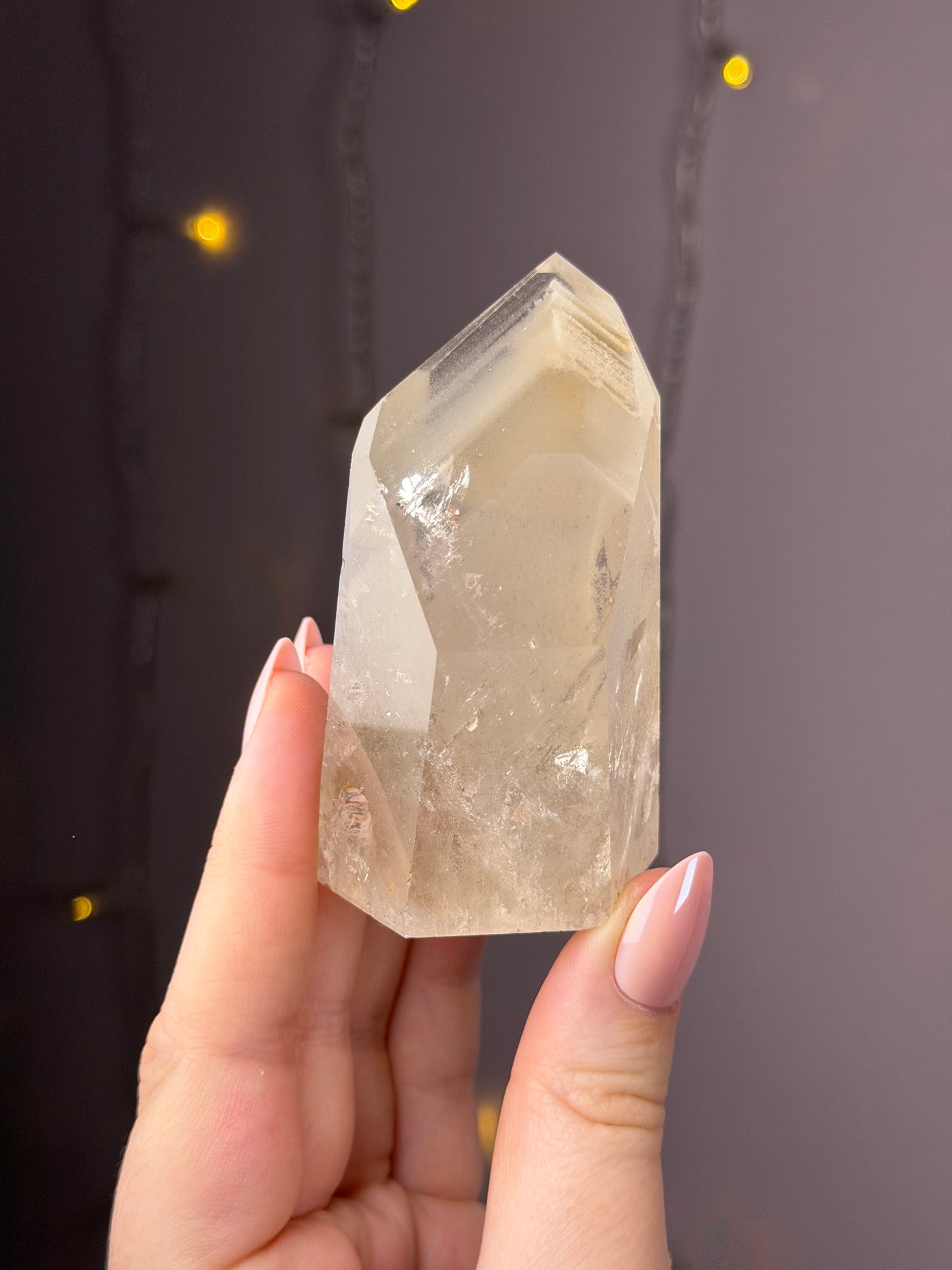 White Phantom Garden Quartz Tower