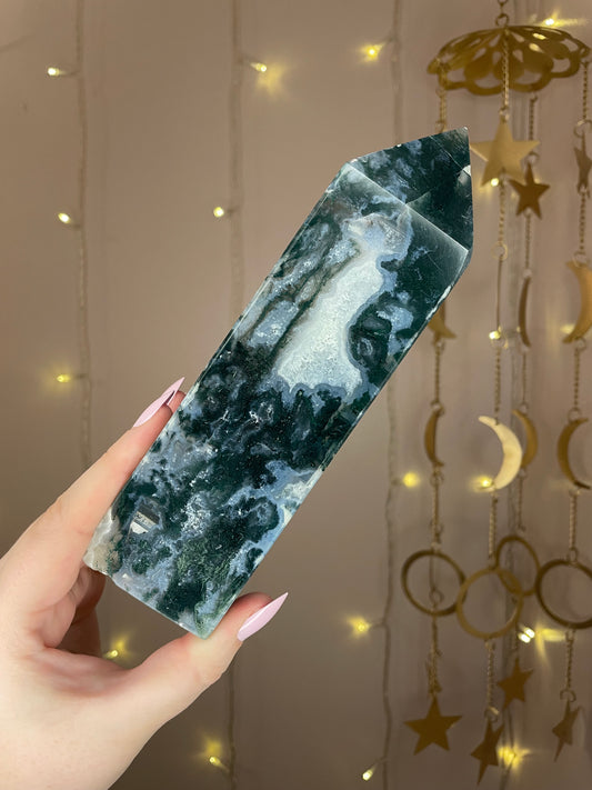 Statement Moss Agate Tower B