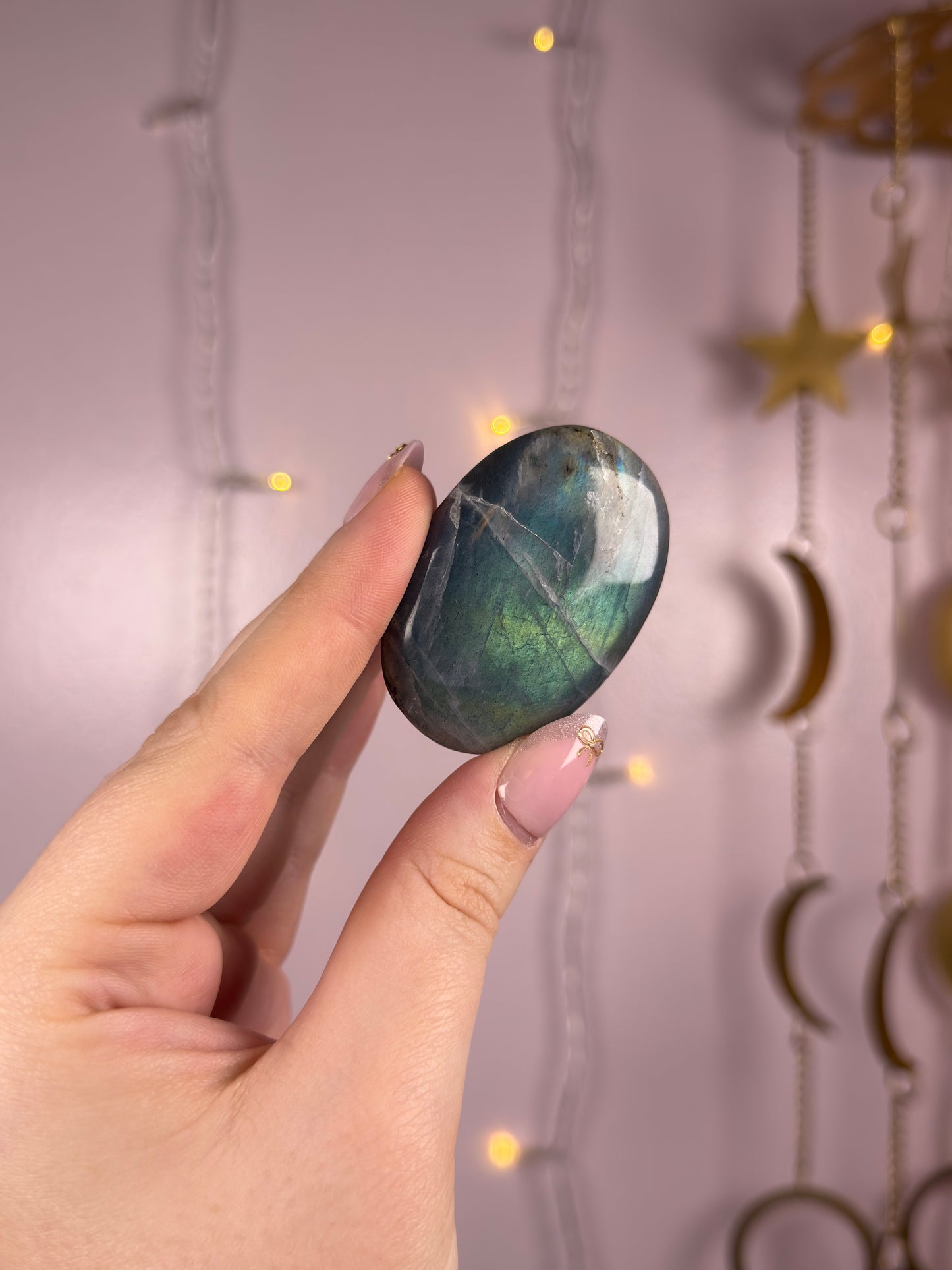 Labradorite Palmstone J (green/teal)