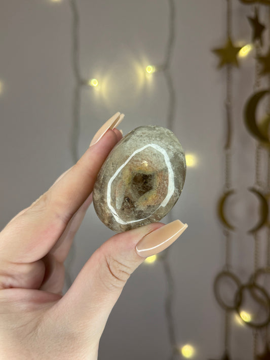 Pink/White Garden Quartz Lens 24