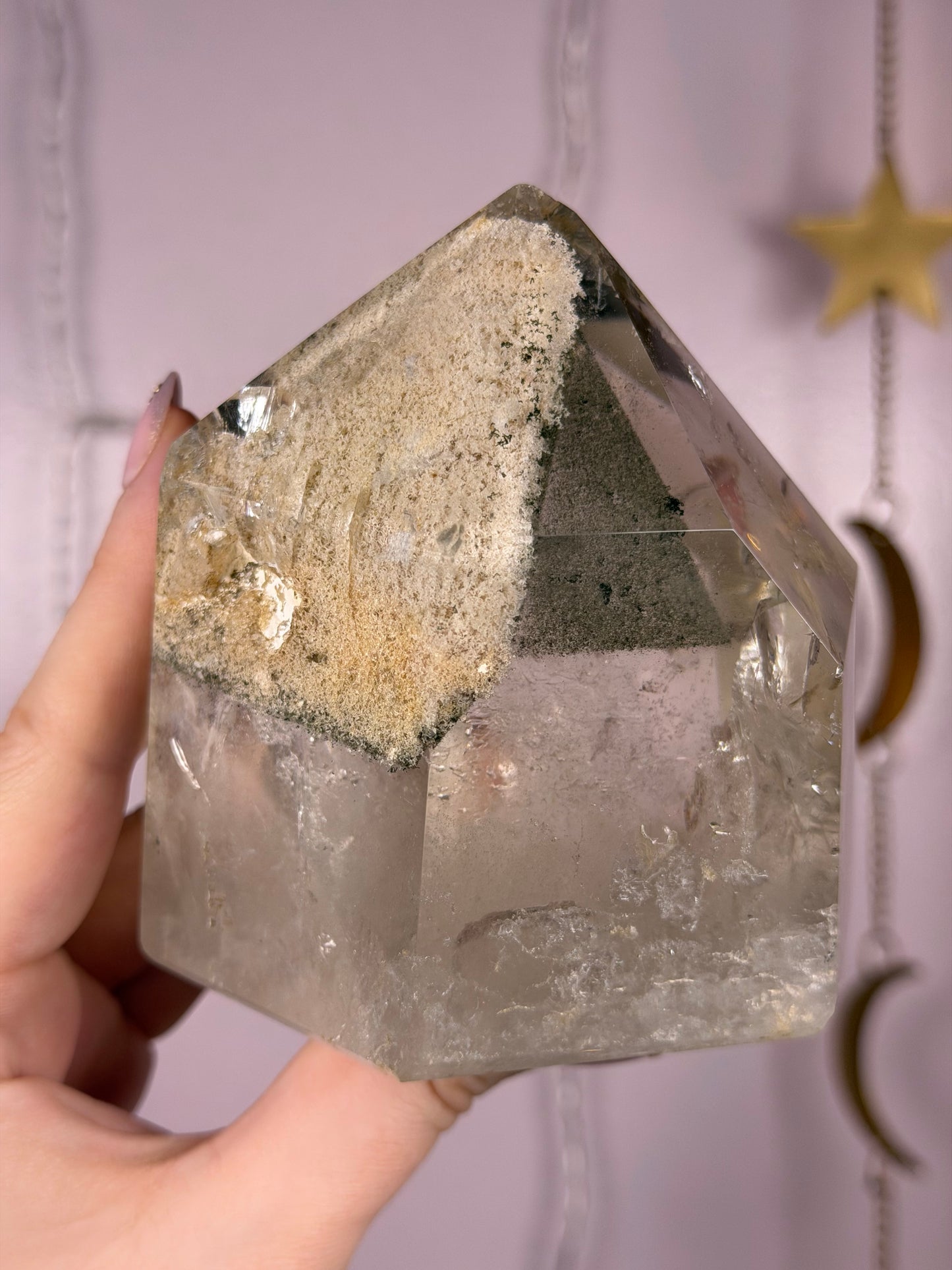 Statement Garden Quartz Tower
