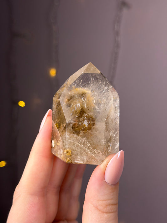 Brown Garden Quartz Tower w/ Phantom