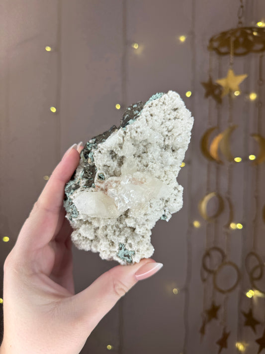 Apophyllite w/ Heulandite