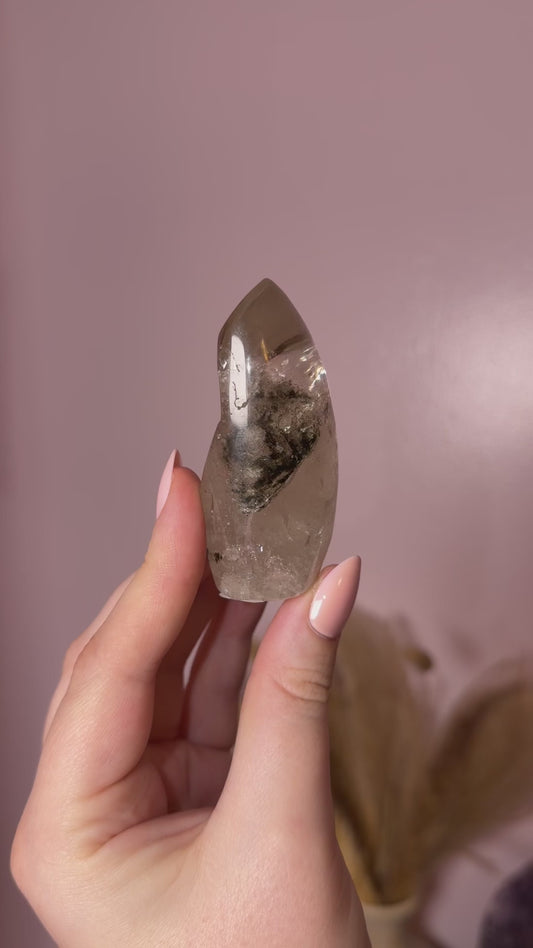 Standing Green/Grey Garden Quartz Freeform