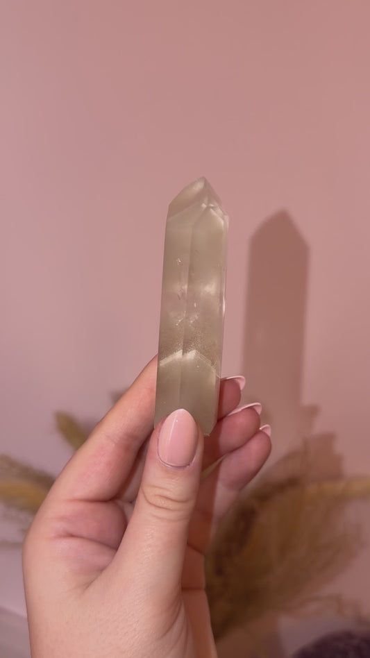 Crazy White Phantom Garden Quartz Tower*