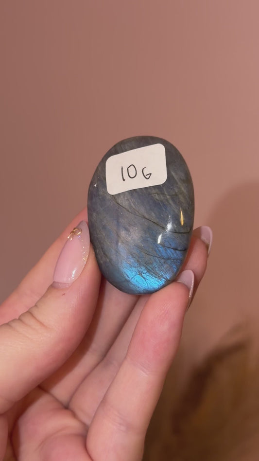 Labradorite Palmstone G (cobalt blue)