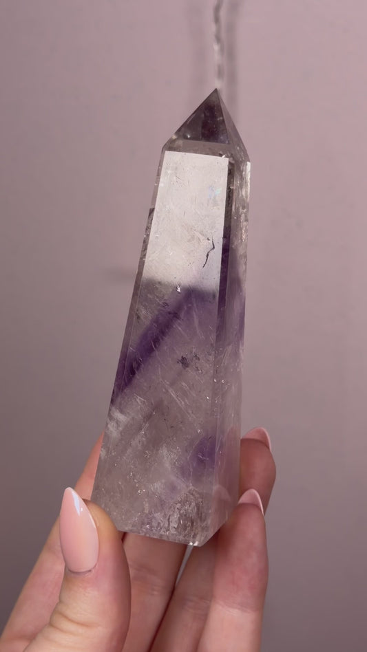 HQ Phantom Amethyst Obelisk D (rainbow filled)